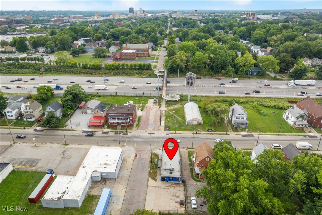 Voris - Commercial Sale