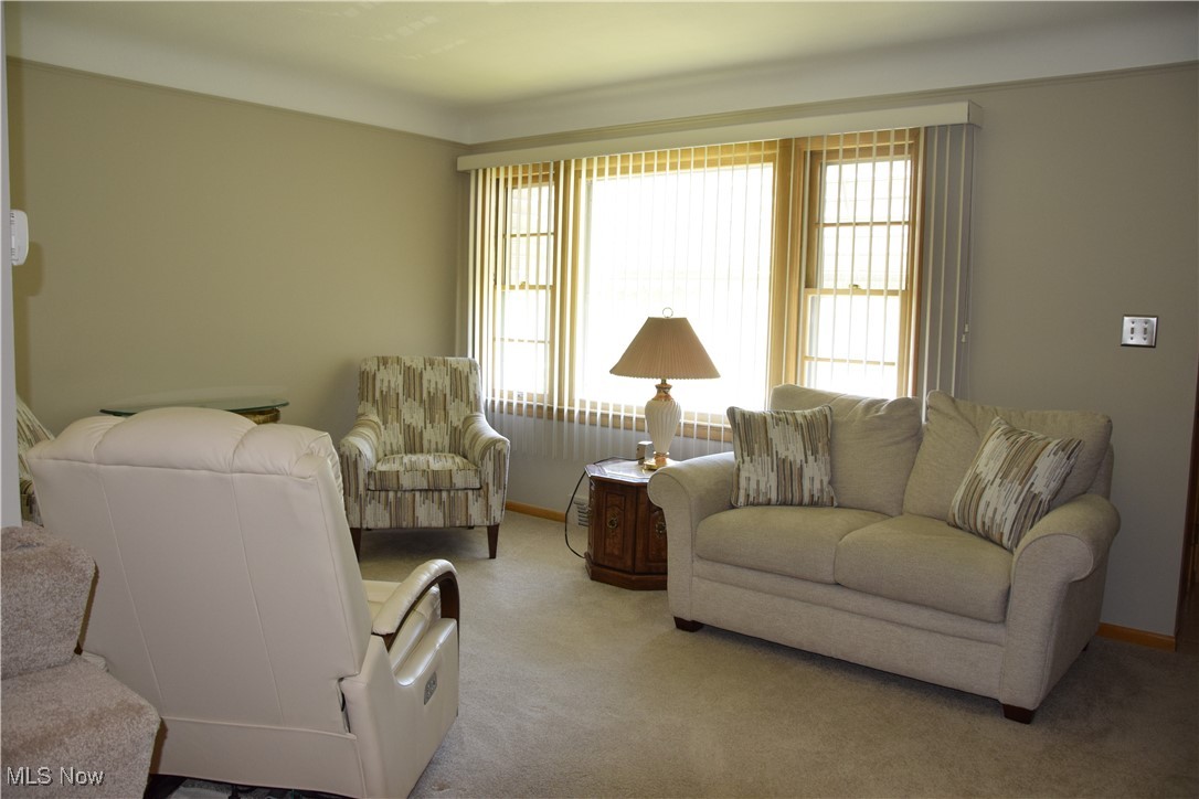 20607 Donny Brook Road, Maple Heights, Ohio image 11