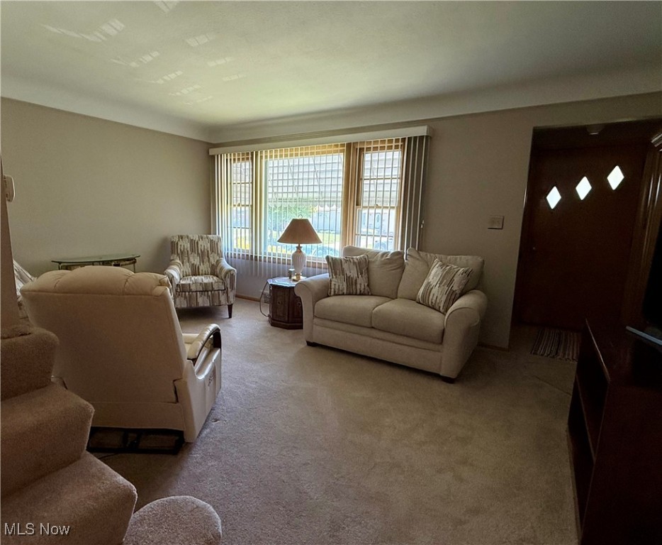 20607 Donny Brook Road, Maple Heights, Ohio image 12