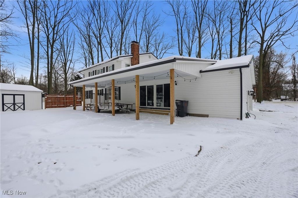 Photo of 4001 Carpenter Road, Ashtabula, OH 44004 (MLS # 5179223)