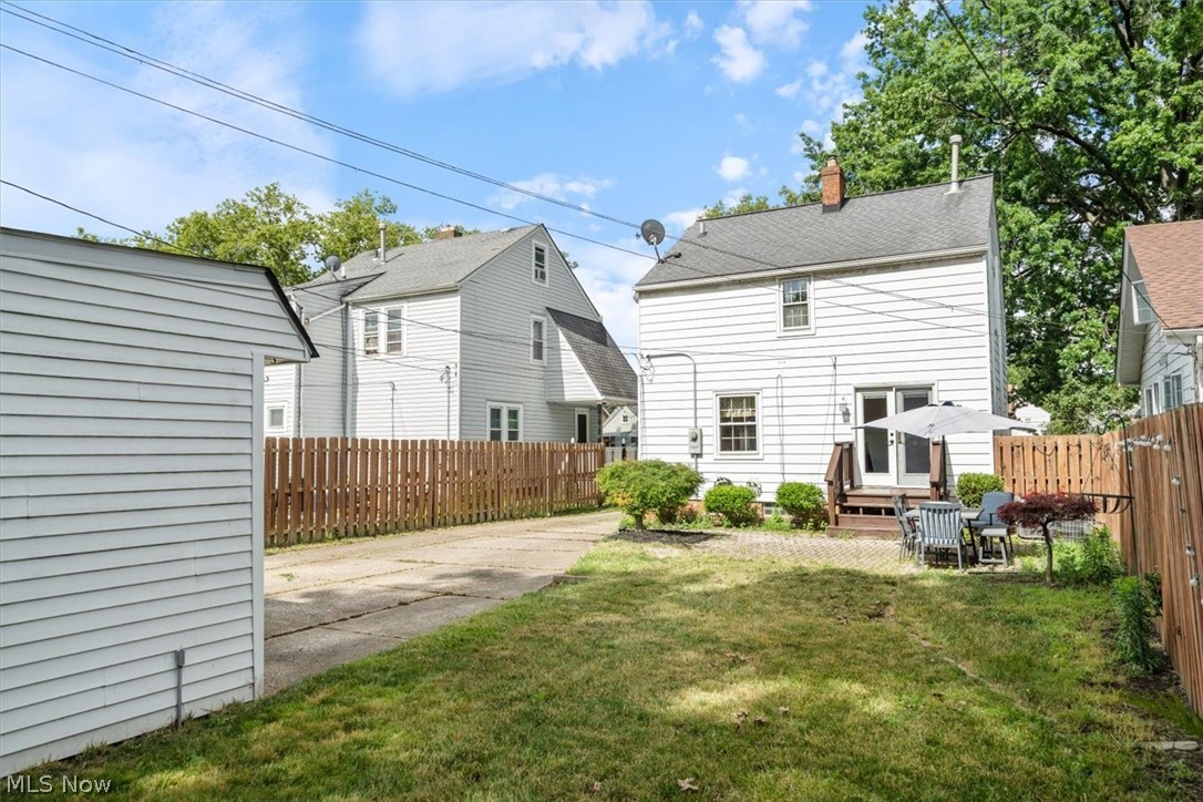 Riverside Manor - Residential