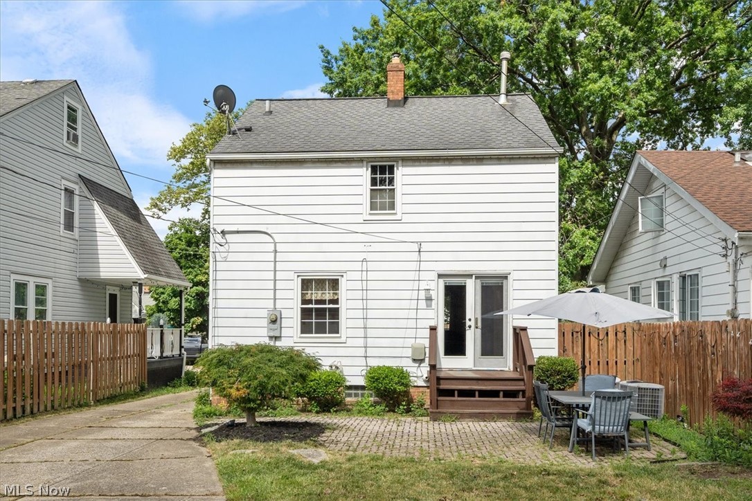 Riverside Manor - Residential