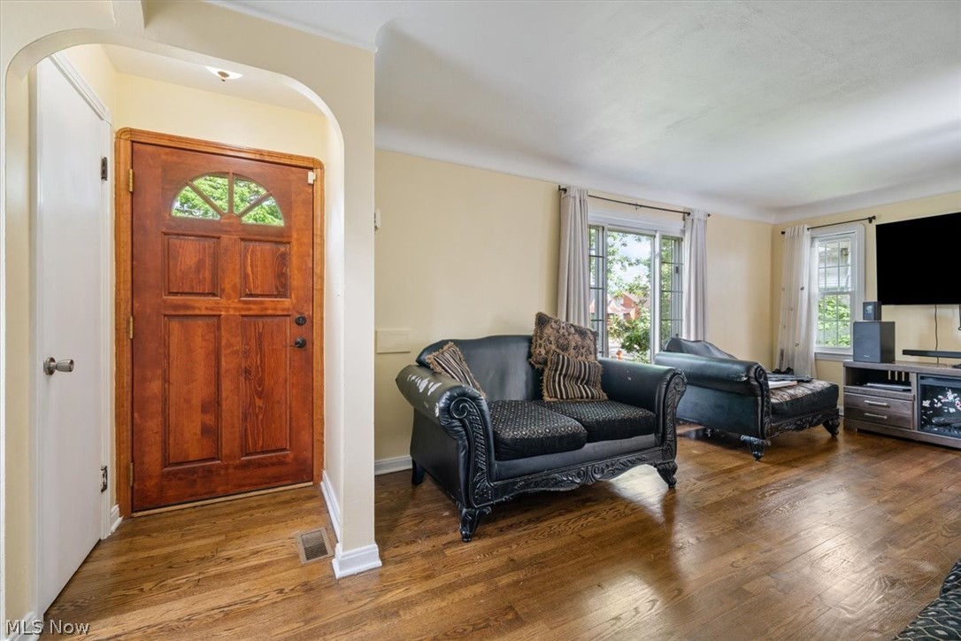 Riverside Manor - Residential