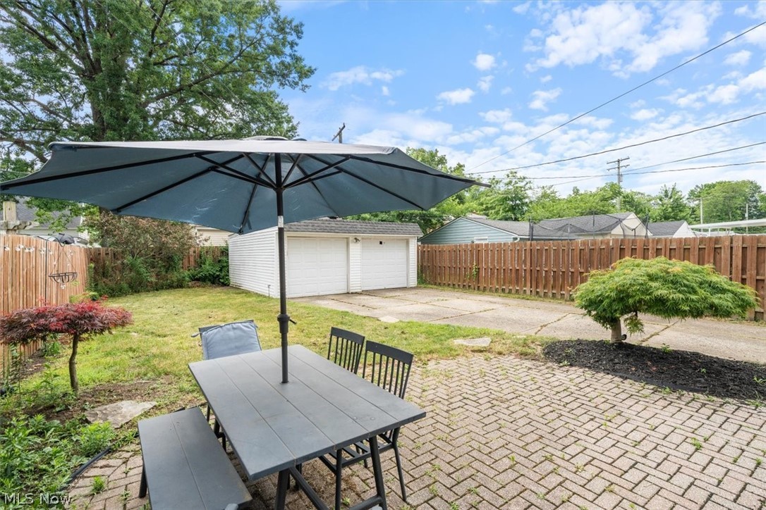 Riverside Manor - Residential