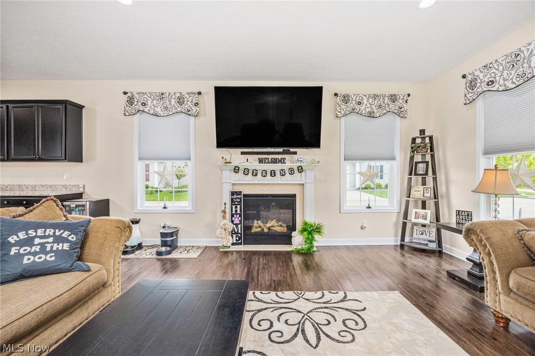 Ashton Place Condo Refile Ph 8 - Residential