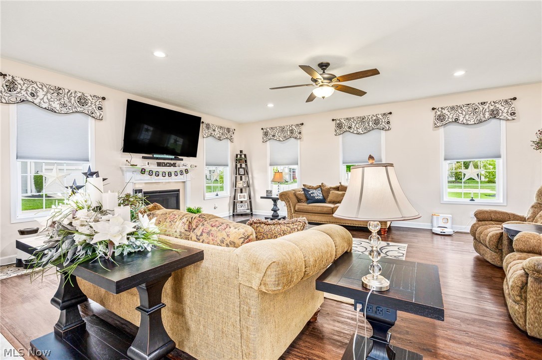 Ashton Place Condo Refile Ph 8 - Residential