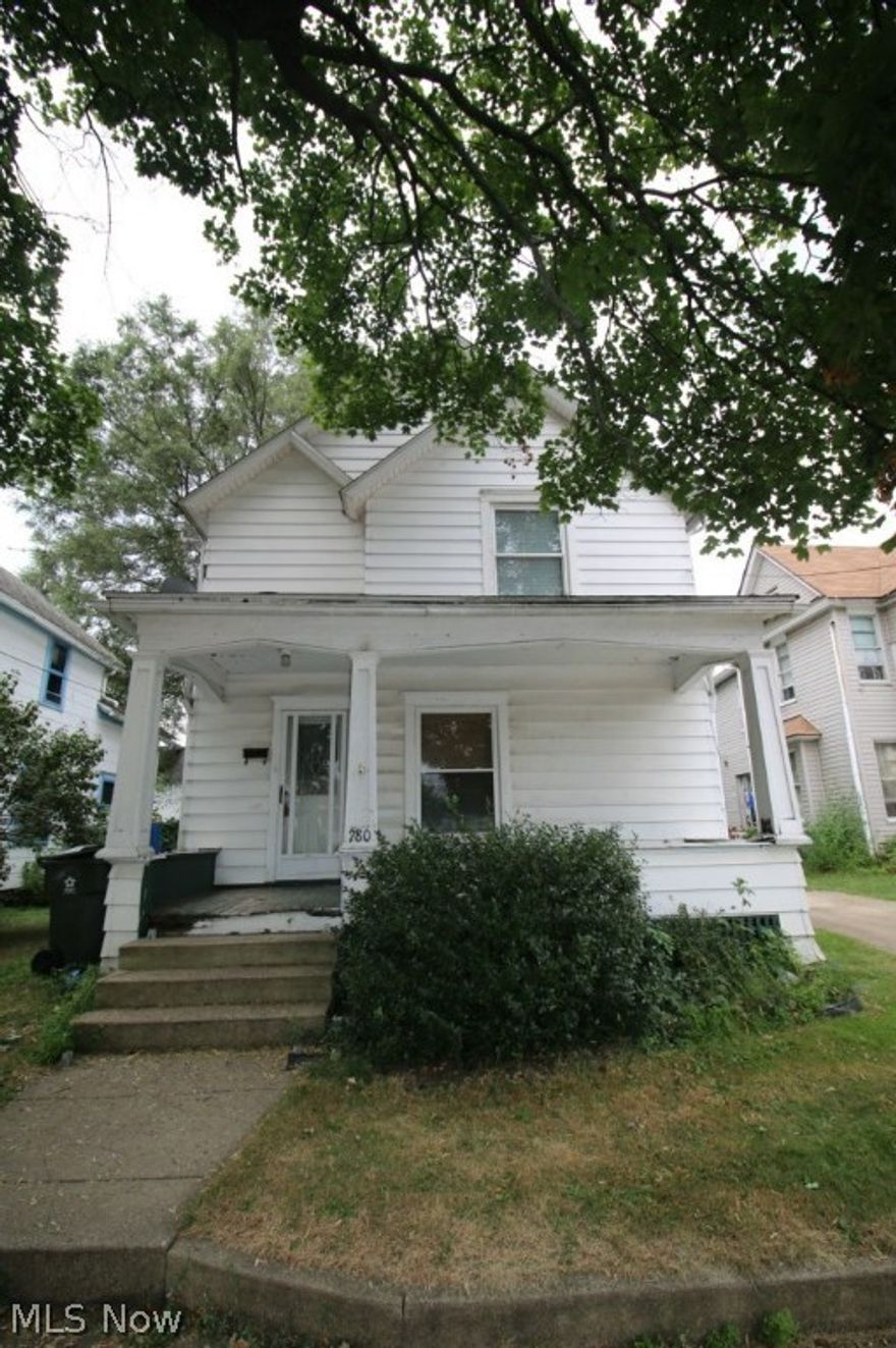 Great possibilities in this 3 bedroom 1.1 bath colonial.  This home is being sold below market value and is a short sale.  Homes just needs some TLC.  Possible 1st floor master bedroom or can be used a family room.  Could have three bedroom upstairs up stairs or 2 bedrooms with sitting area. 1st floor laundry and 1/2 bath on main level.