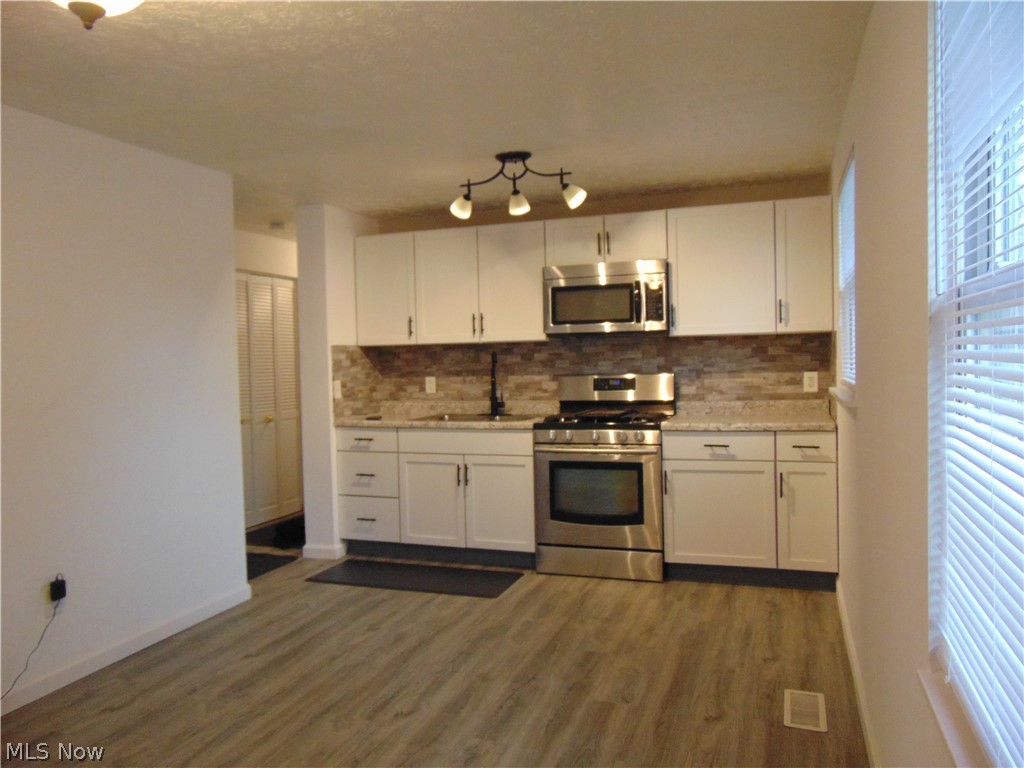 Madison Golf Lakelands - Residential