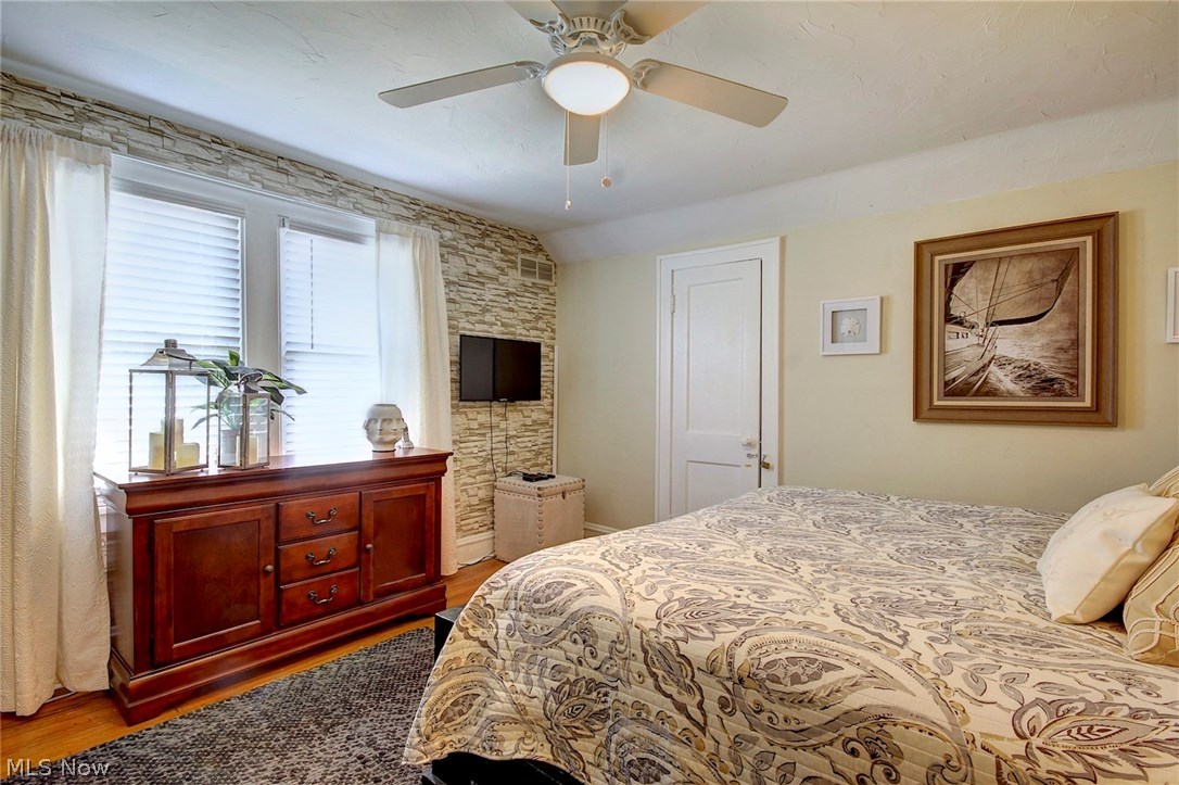 Ramona - Residential