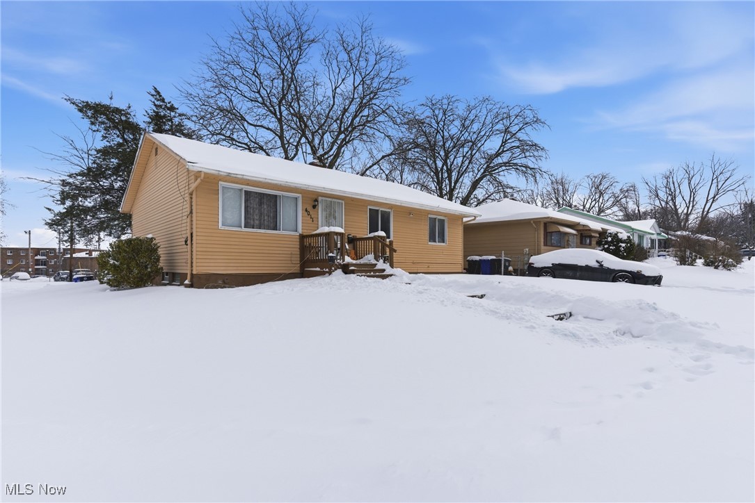 Crest Gate - Residential