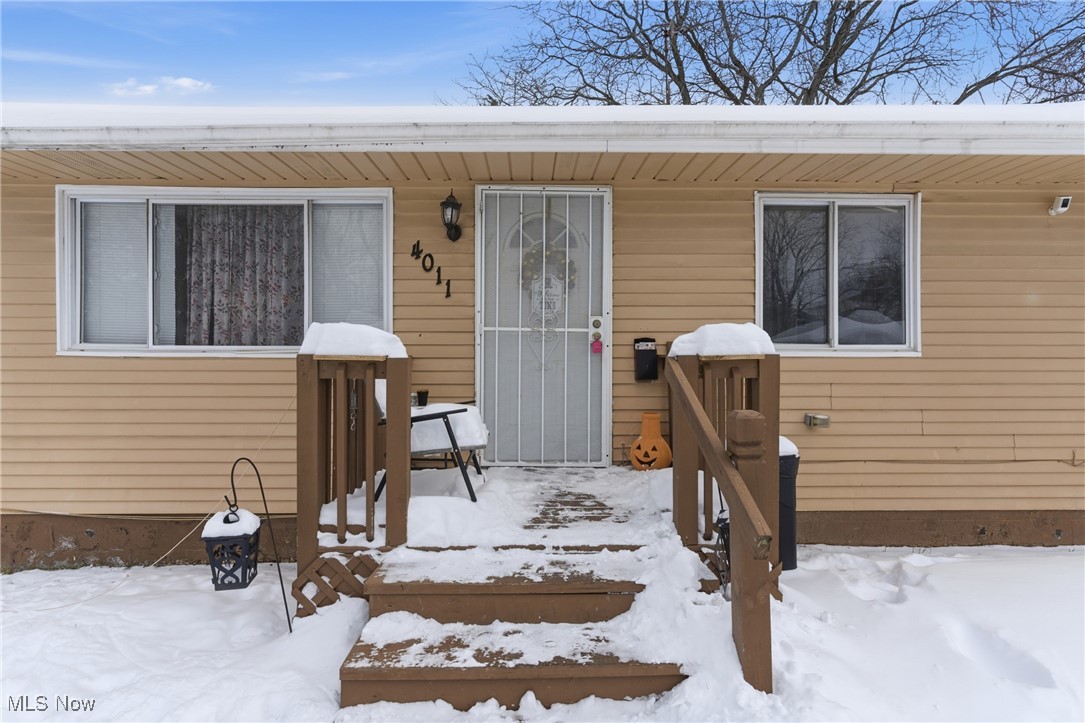 Crest Gate - Residential