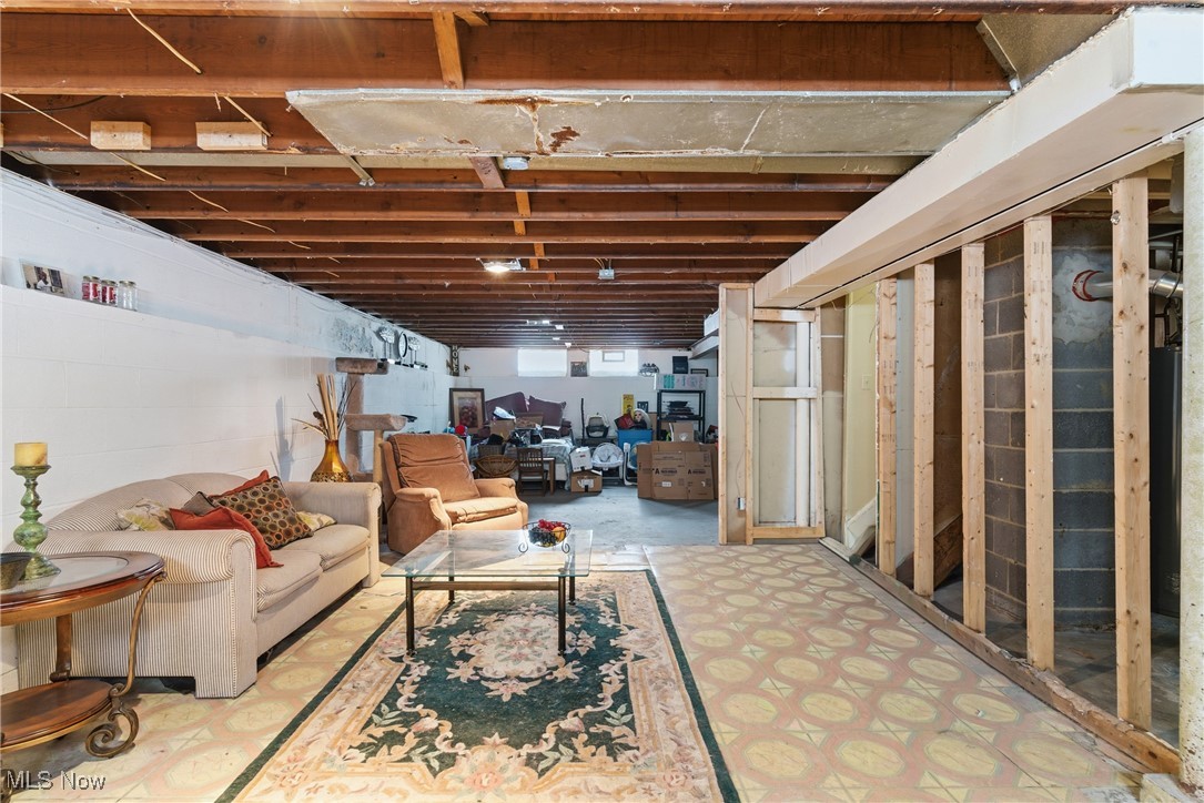 Crest Gate - Residential