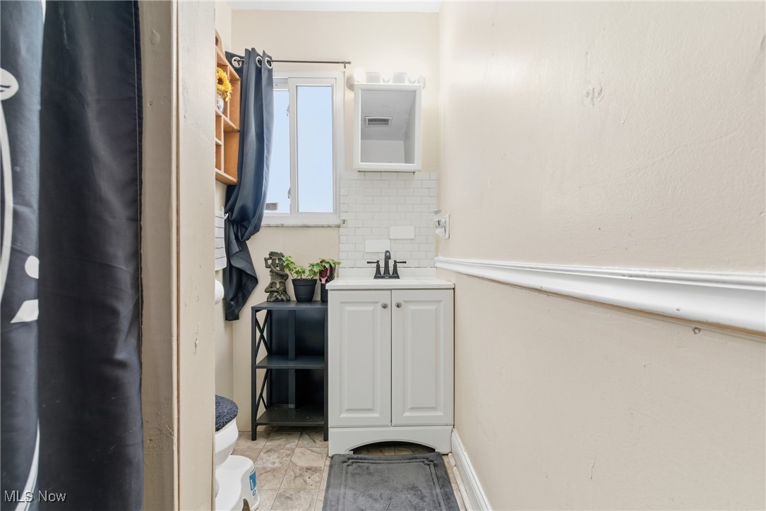 Crest Gate - Residential