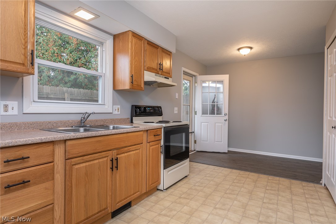 Maple Brook Condo - Residential