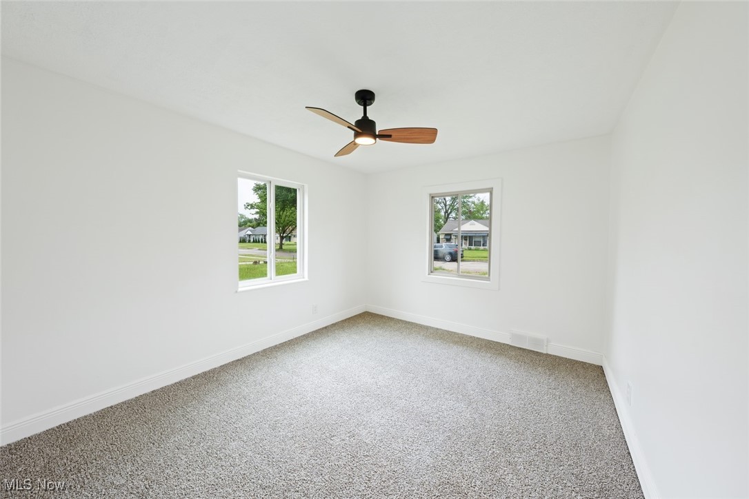 13820 Leroy Avenue, Cleveland, Ohio image 25