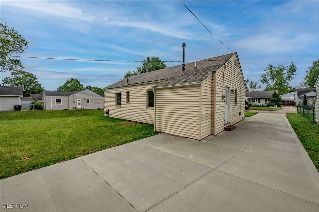 13820 Leroy Avenue, Cleveland, Ohio image 39