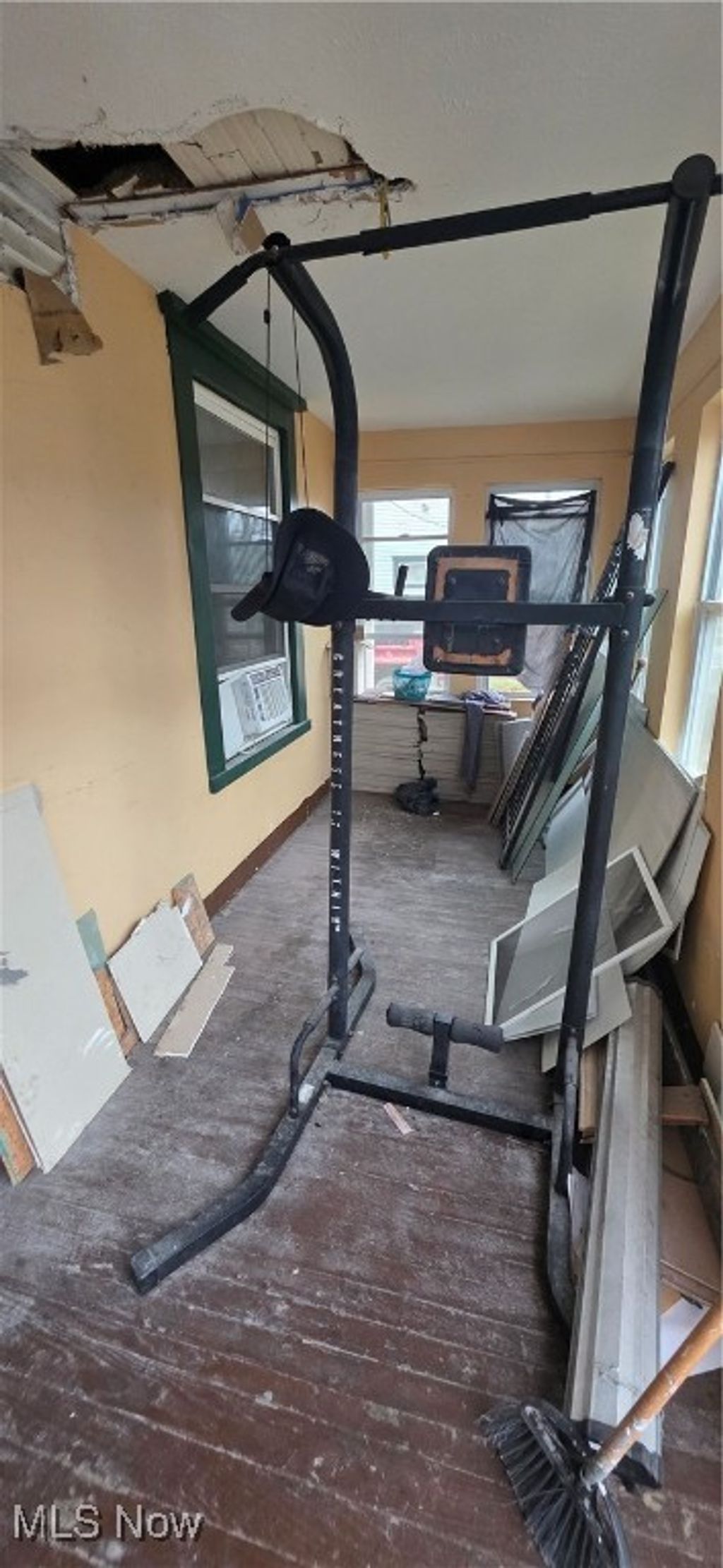 Photo of 924 Lane Street, Akron, OH 44307 (MLS # 5181961)