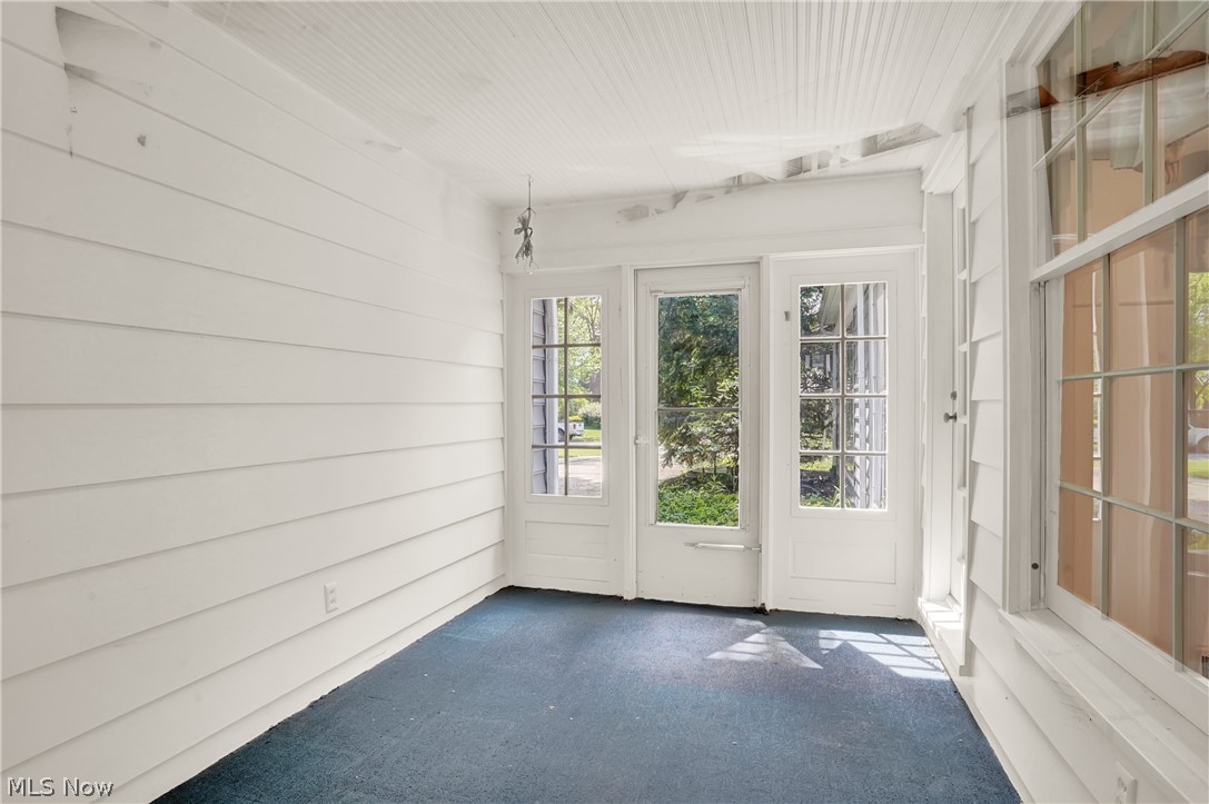 Silver Lake Village - Residential