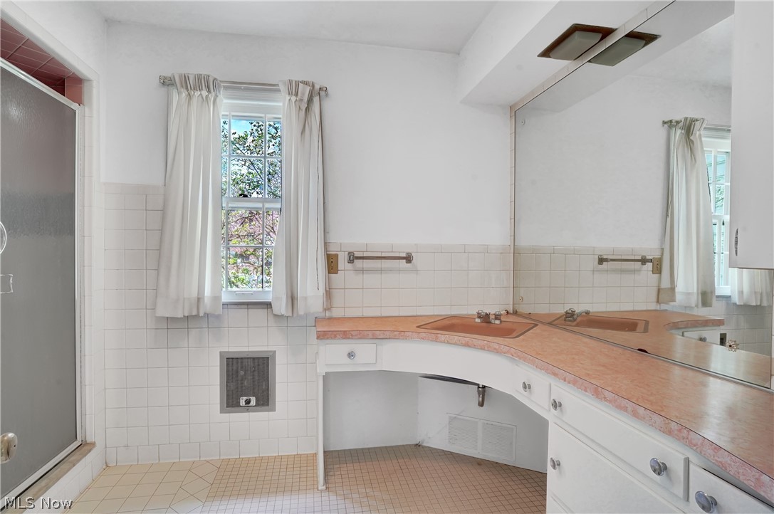 Silver Lake Village - Residential