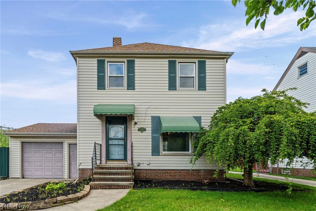 Photo of 3139 W 138th Street, Cleveland, OH 44111 (MLS # 5205994)