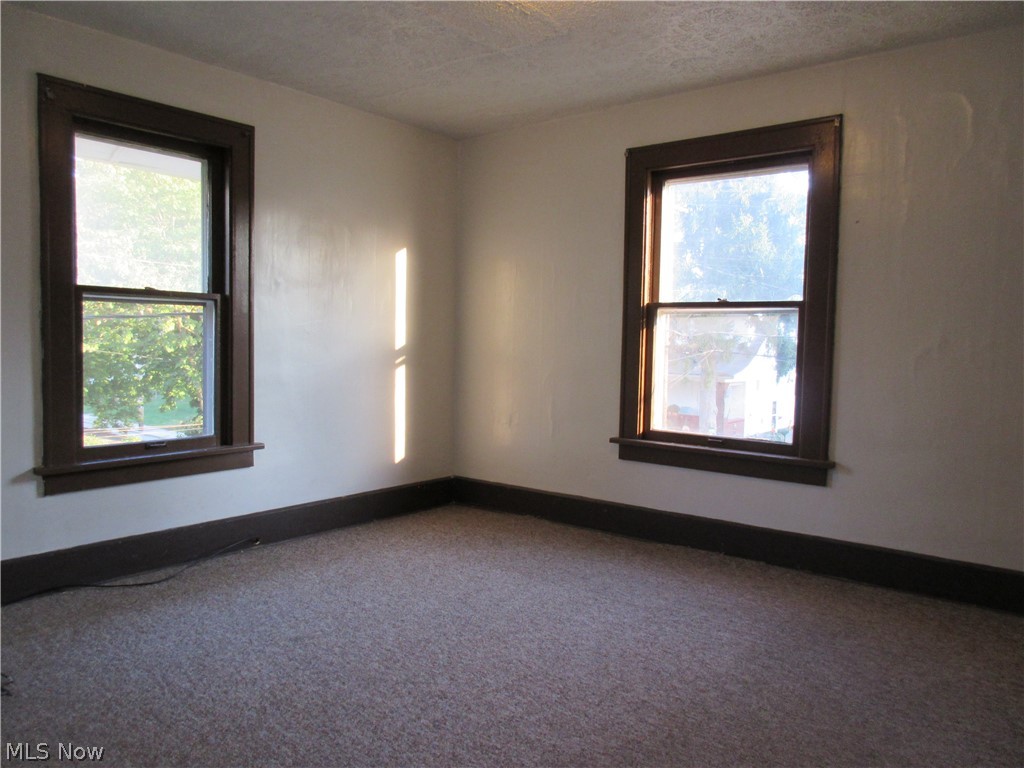 Canton - Residential Income