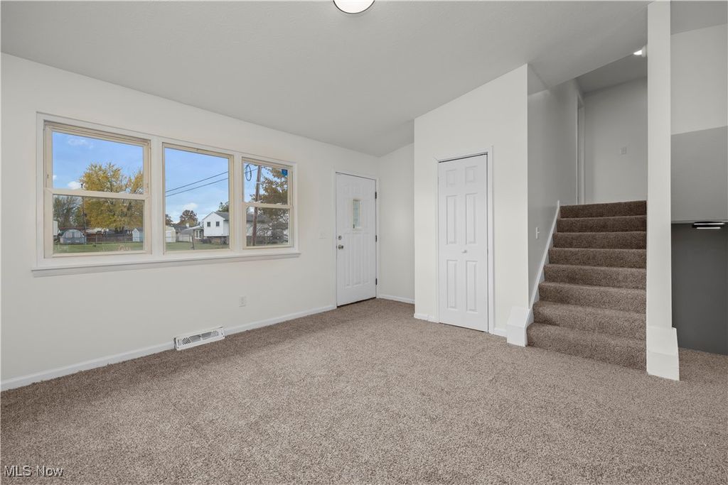 Photo of 4543 Norfolk Avenue, Lorain, OH 44055 (MLS # 5166283)