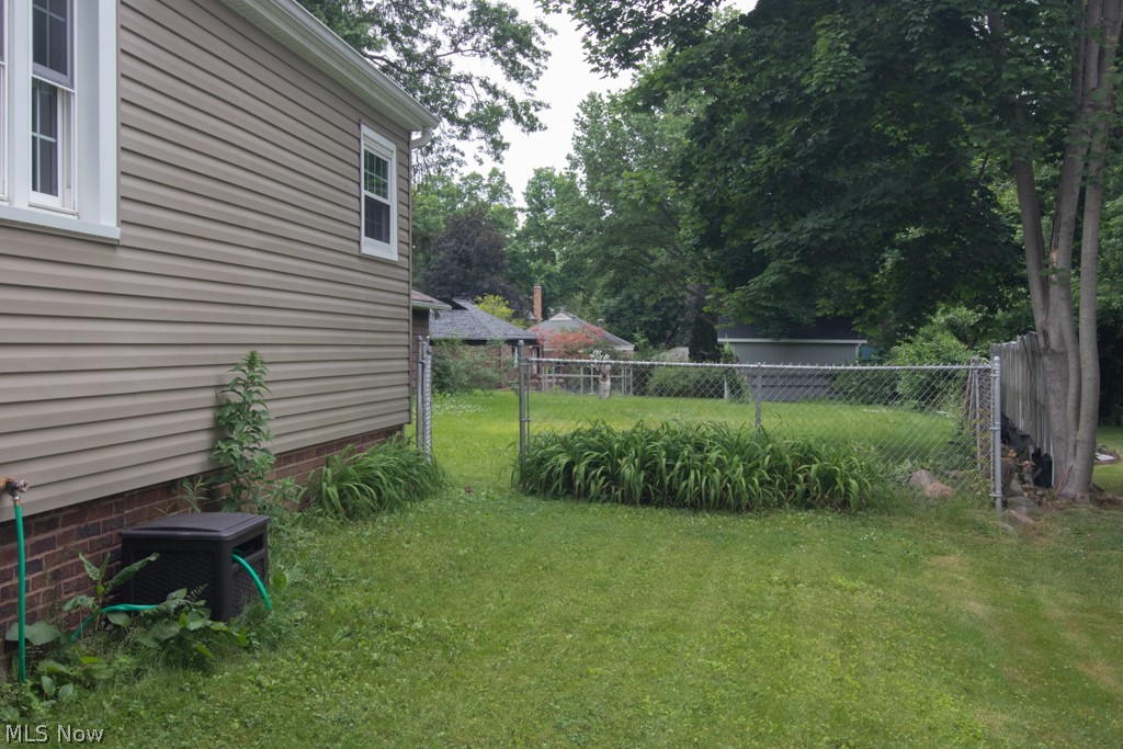 Akron 04 - Residential