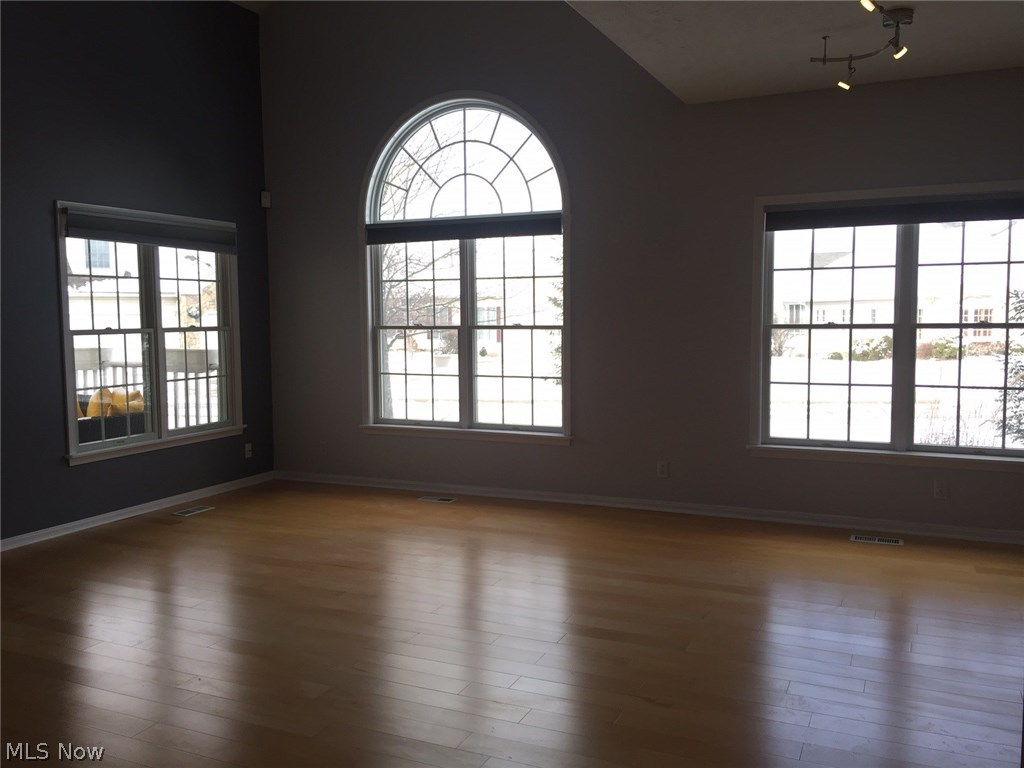 Quail Rdg Condo - Residential