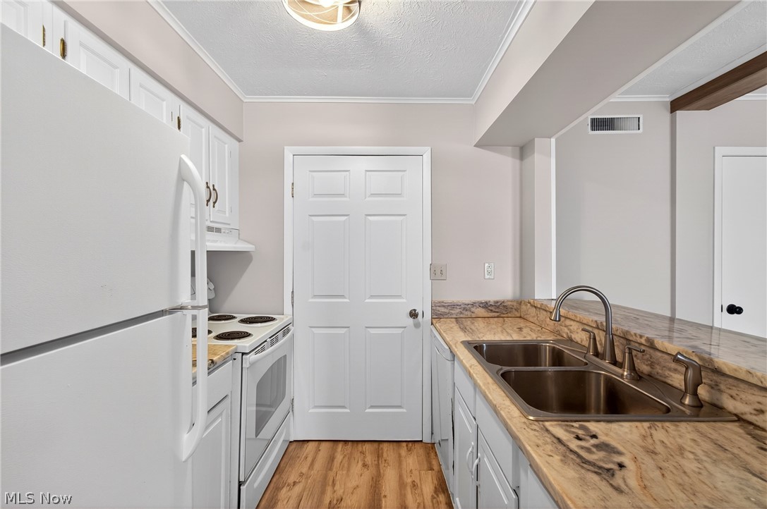 Fairway Villas Condo - Residential