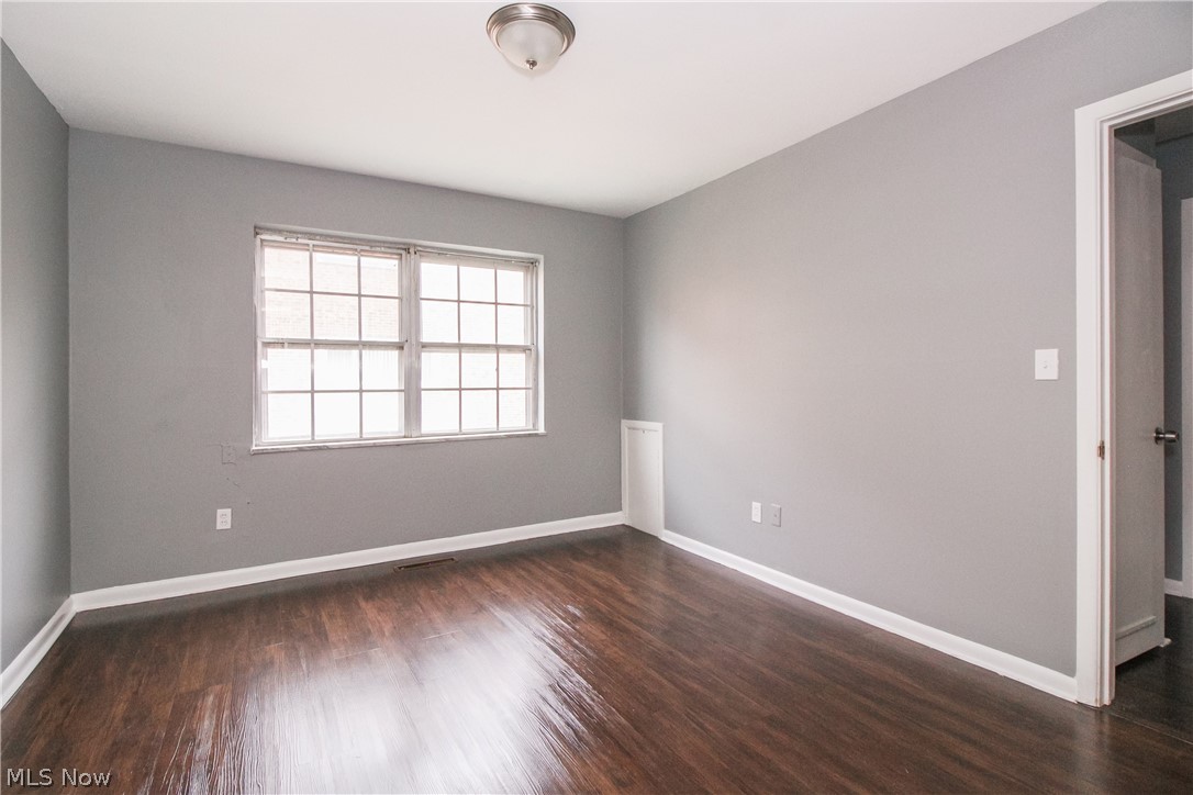 Shaker Gardens Condo - Residential