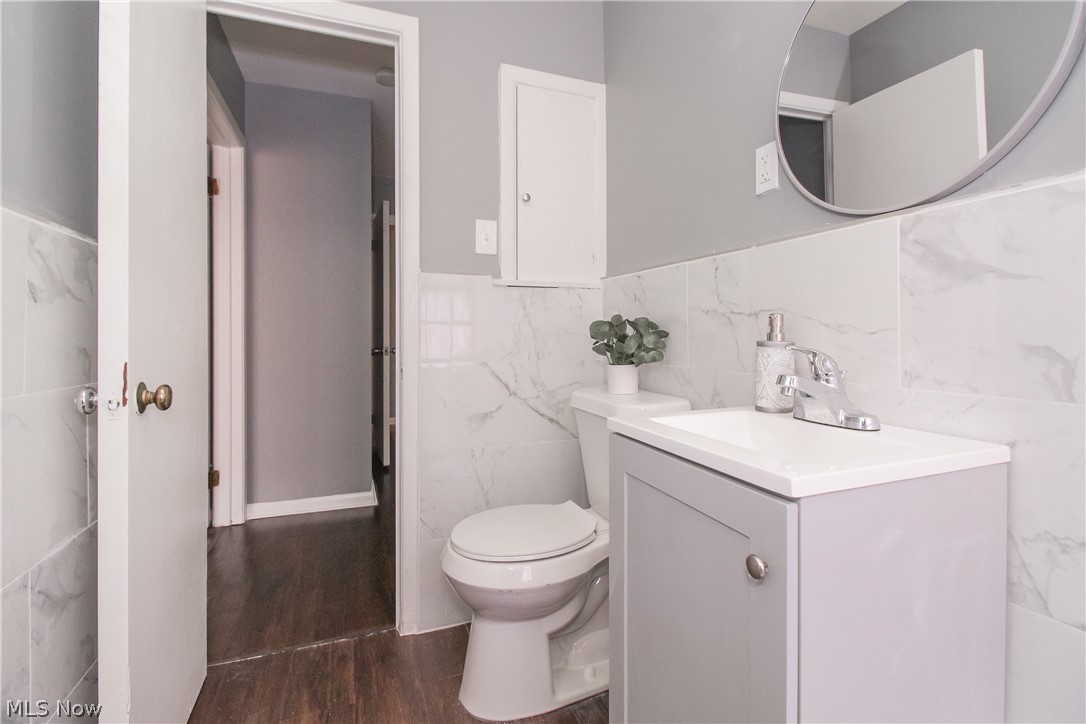 Shaker Gardens Condo - Residential