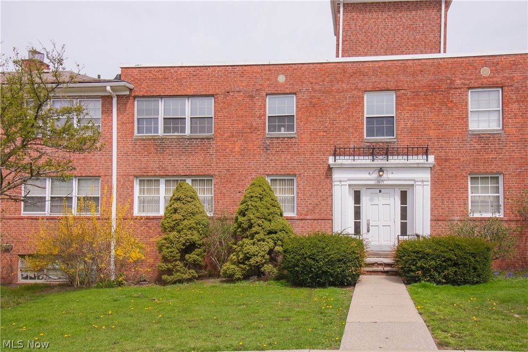 Shaker Gardens Condo - Residential