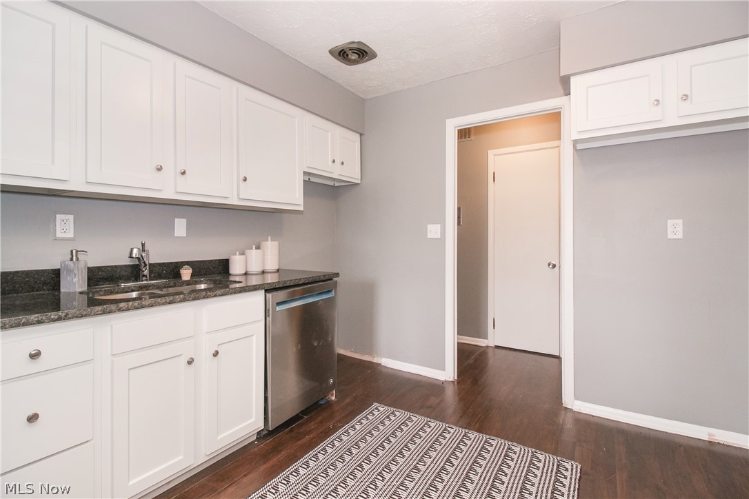 Shaker Gardens Condo - Residential