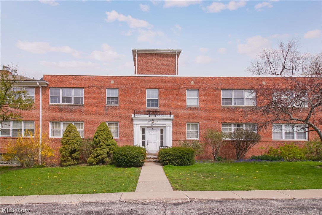 Shaker Gardens Condo - Residential