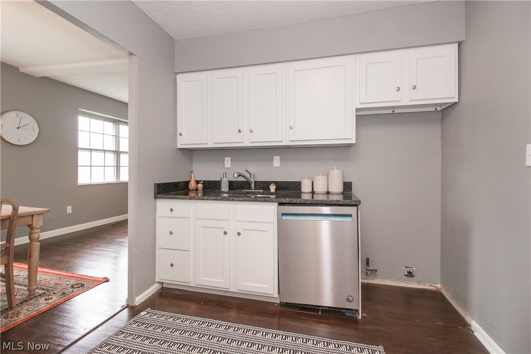 Shaker Gardens Condo - Residential