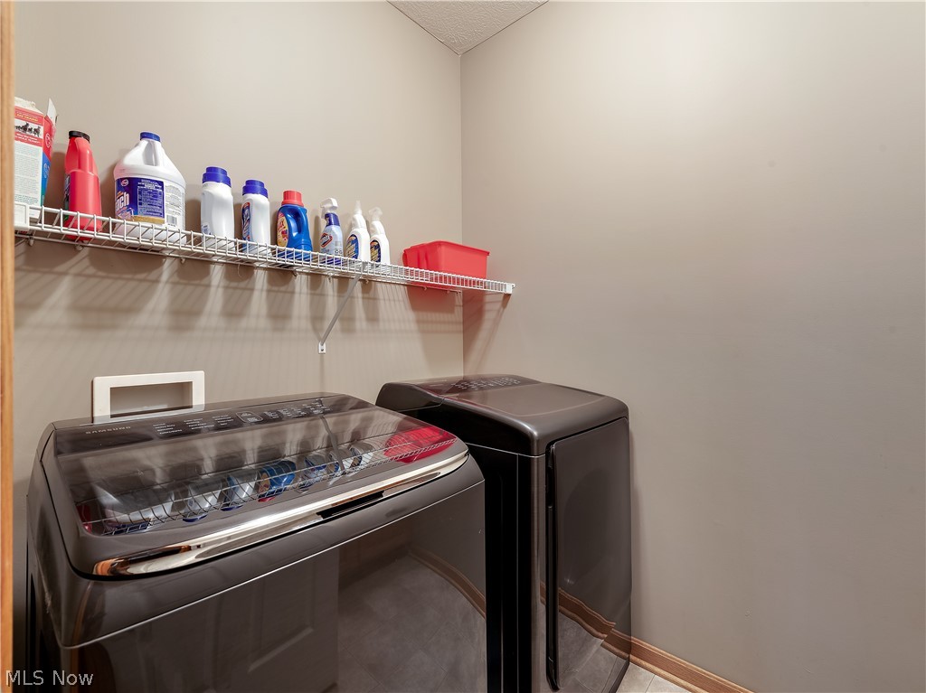 Forest Mdws 02 - Residential