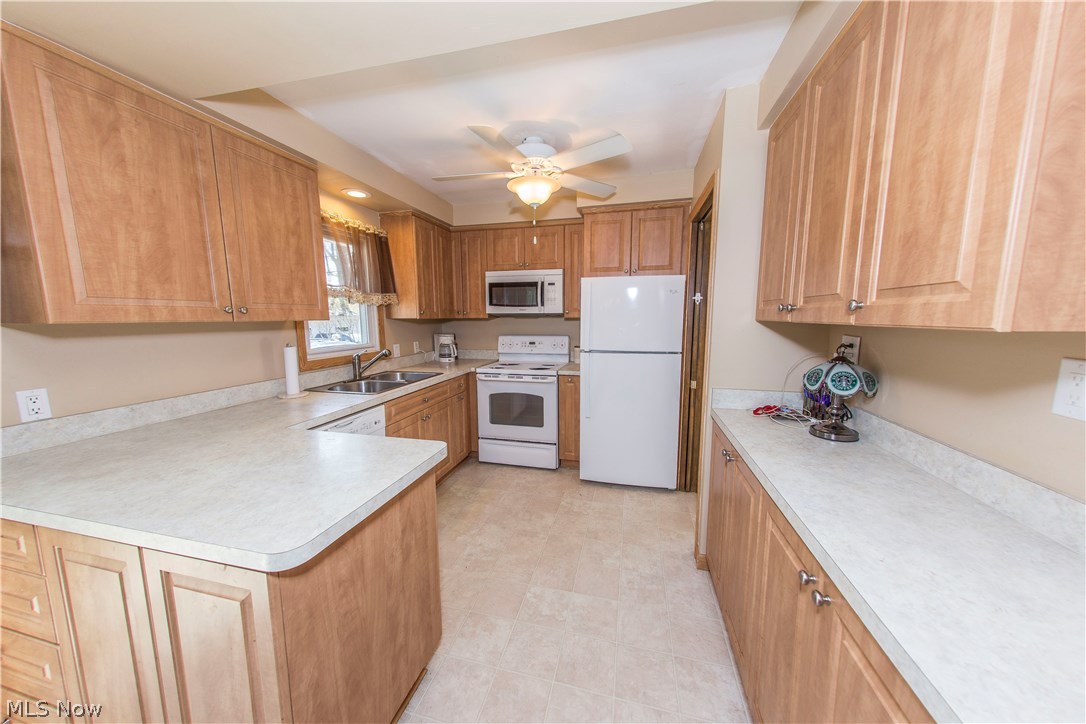 Harold J Whites 01 - Residential