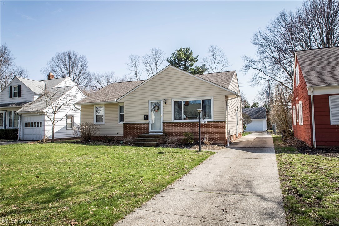 Harold J Whites 01 - Residential