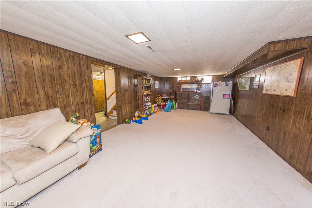 Harold J Whites 01 - Residential