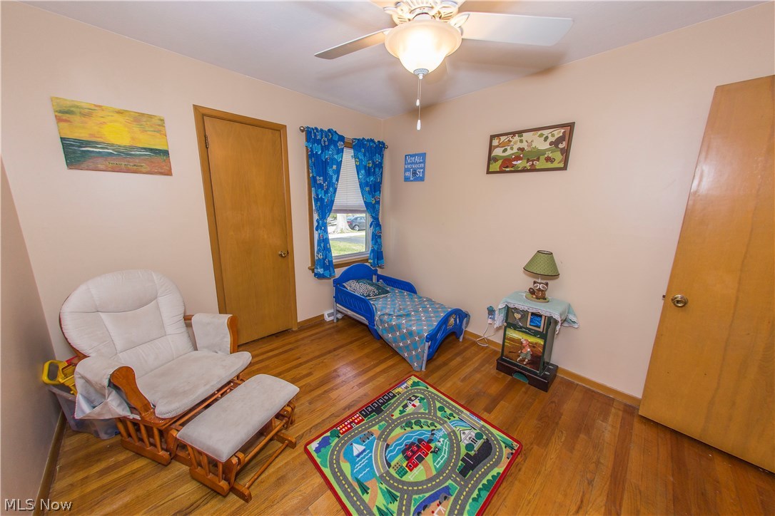 Harold J Whites 01 - Residential