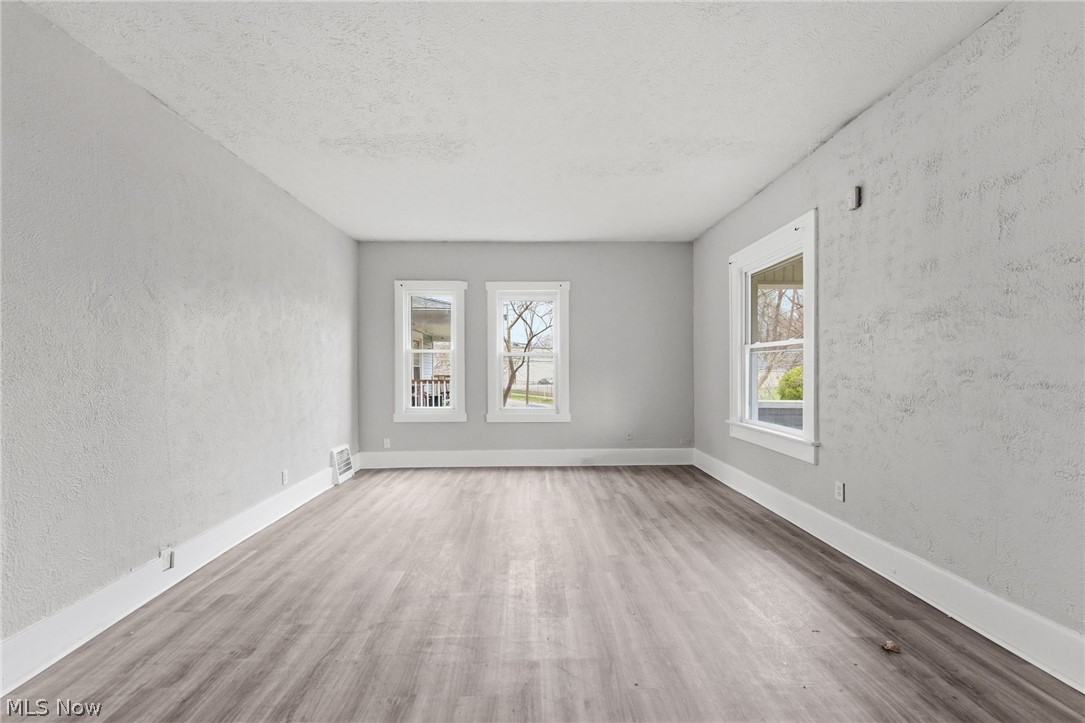 Kings Add - Residential