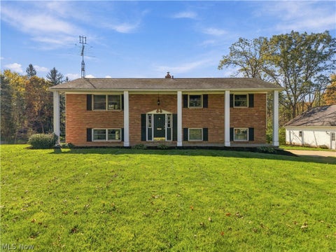 Photo of 13900 Marlington Street NE, Alliance, OH 44601 (MLS # 5255017)