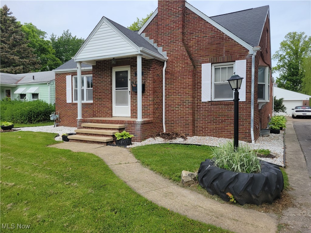 301 Schiller Avenue, Sandusky, Ohio image 1