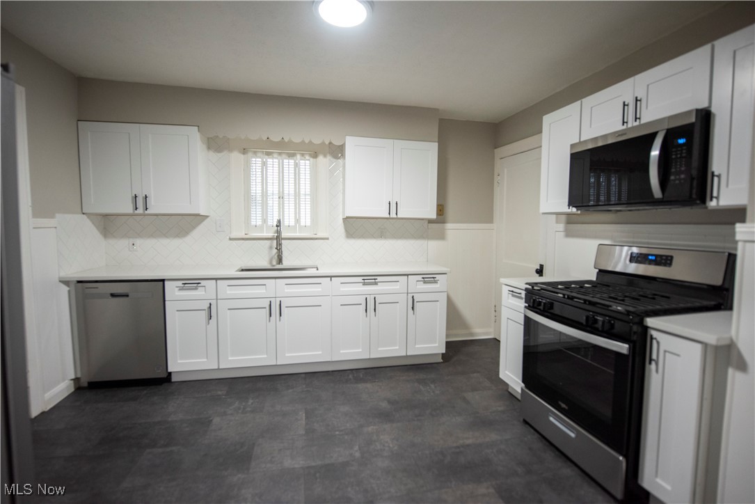239 Lear Road, Avon Lake, Ohio image 15