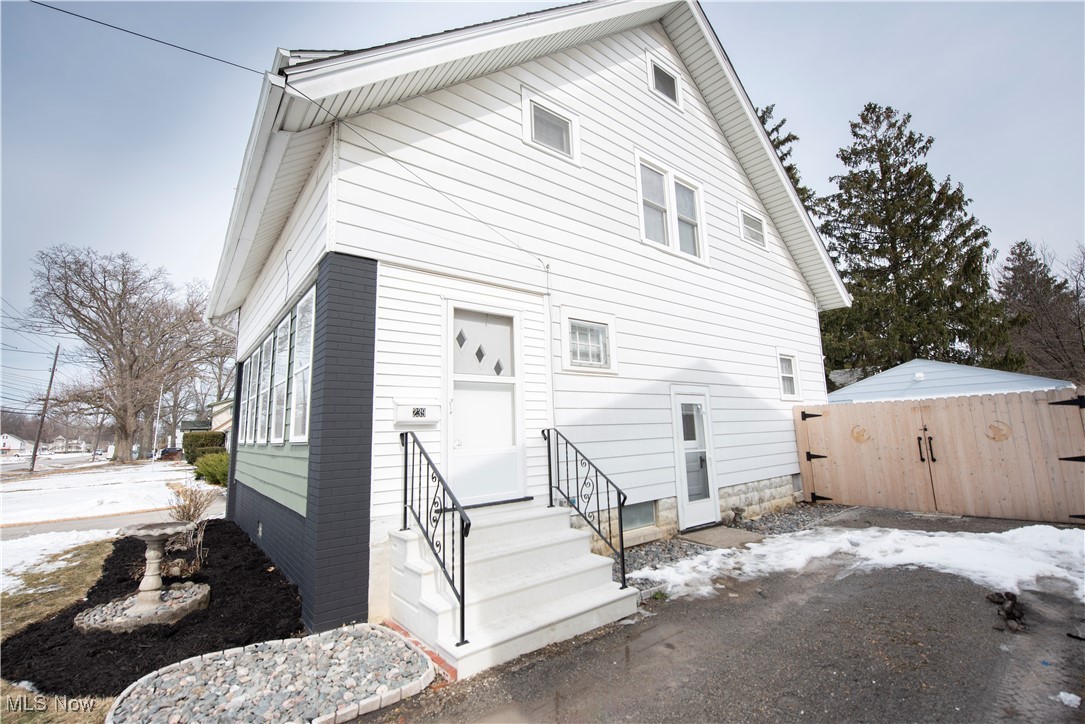 239 Lear Road, Avon Lake, Ohio image 44