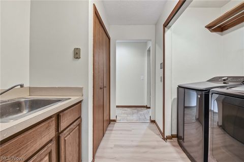 Tiny photo for 32078 Willow Circle, Avon Lake, OH 44012 (MLS # 5200398)