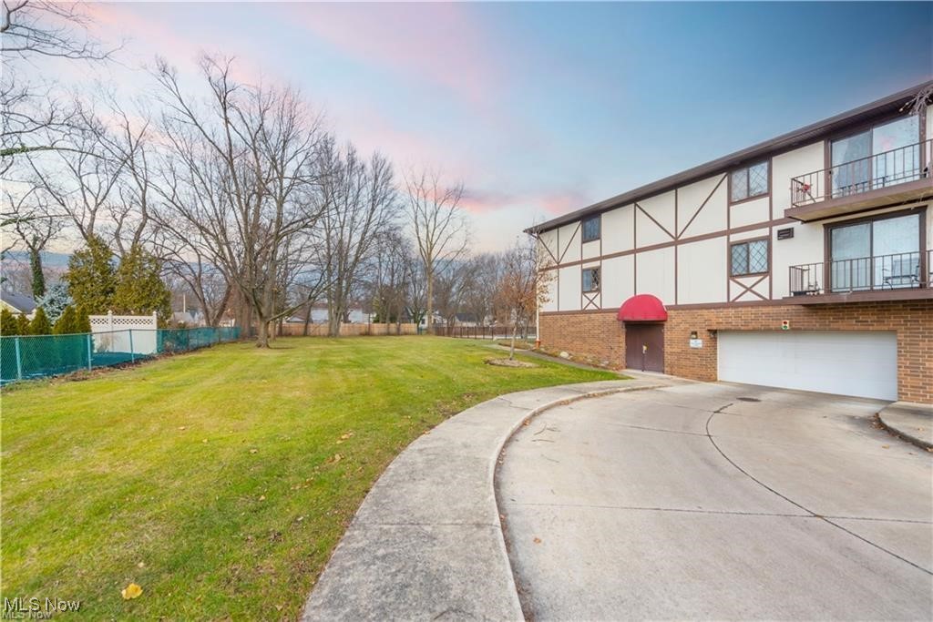 4849 Grace Road #104, North Olmsted, Ohio image 25