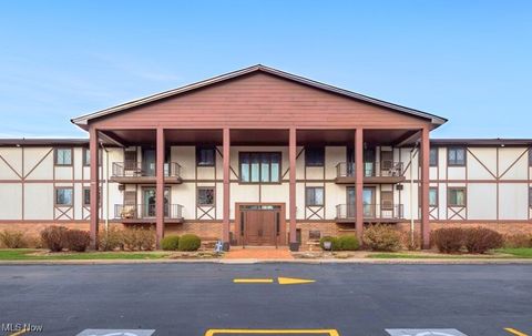 4849 Grace Road Unit 104, North Olmsted, OH 44070 - #: 5103075
