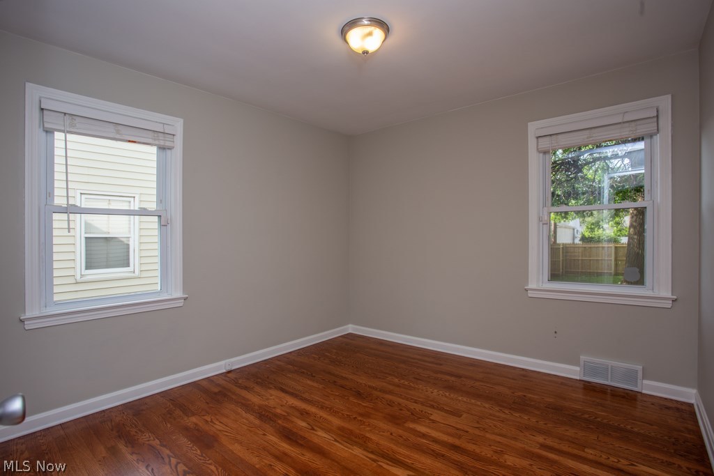 Ridgewood 03 - Residential