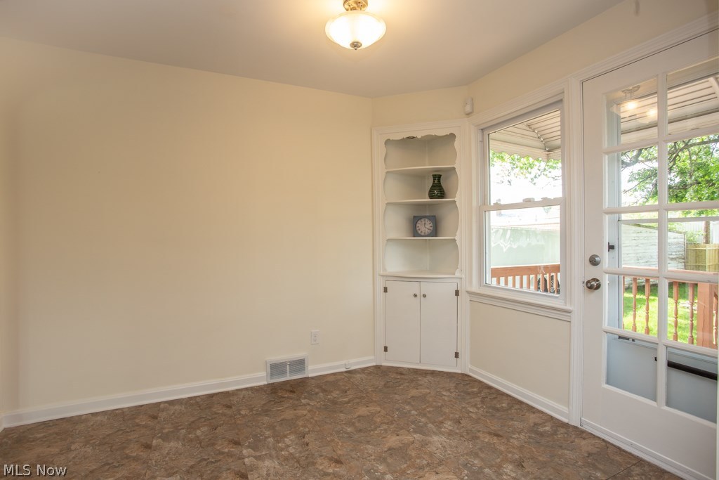 Ridgewood 03 - Residential